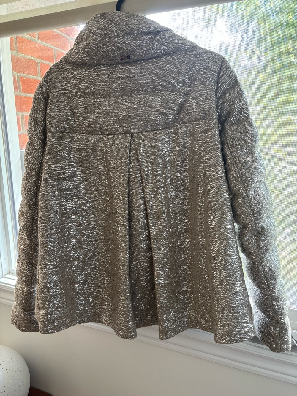 Authentic Herno Resort Shimmering Lurex Flared Puffer Jacket Taupe - Picture 2 of 7